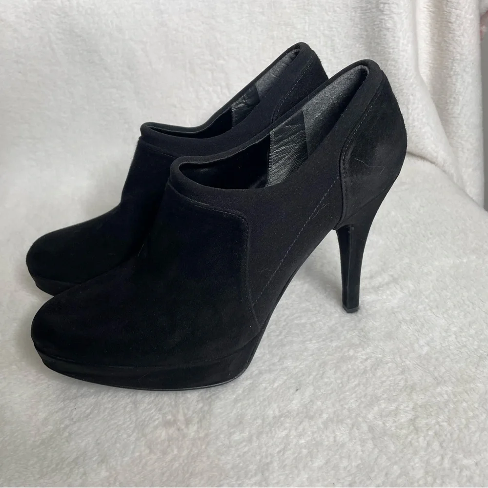 Stuart‎ Weitzman Hold Me Black Suede Platform Stiletto Ankle Bootie Size 6.5 M